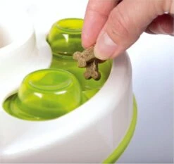 Trixie Slide & Feed Strategiespel - Hondenspeelgoed -Hondenartikelen Serie Winkel 1200x1131 8