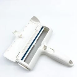 Merkloos Hoogwaardige Huisdierhaar Verwijderaar - Beste Oplossing Tegen Huisdierharen - Hondenhaar Verwijderaar - Kattenhaar Verwijderaar - Pluizenborstel - Haren Verwijderen - Ontharingsborstel - Haarvanger - Wit 13 Merkloos Hoogwaardige Huisdierhaar Verwijderaar - Beste Oplossing Tegen Huisdierharen - Hondenhaar Verwijderaar - Kattenhaar Verwijderaar - Pluizenborstel - Haren Verwijderen - Ontharingsborstel - Haarvanger - Wit -Hondenartikelen Serie Winkel 1200x1200 1213