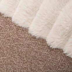 Scruffs Ellen Donut - Warme Hondenmand Van Imitatiebont - Kleur Grijs, Roze Of Bruin - Maat M Of L - Kleur: Grijs, Maat: Medium -Hondenartikelen Serie Winkel 1200x1200 566