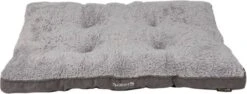 Scruffs Cosy - Comfortabel Hondenkussen In Grijs, Beige Of Karamel - Met Imitatie Suède Buitenvoering En Superzachte Binnenvoering - 100 X 70 Cm - Grijs 31 Scruffs Cosy - Comfortabel Hondenkussen In Grijs, Beige Of Karamel - Met Imitatie Suède Buitenvoering En Superzachte Binnenvoering - 100 X 70 Cm - Grijs -Hondenartikelen Serie Winkel 1200x458 1