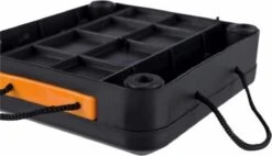 Trixie Dogtoy Dog Activity Strategy Game Gamble Box - Piepend Speelgoed - 15cm X 15cm X 9cm - Zwart/rood/oranje -Hondenartikelen Serie Winkel 1200x689 4