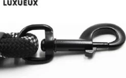 Hondenriem - Luxueux - Nieuw Verstevigd Model – Reflecterend - Voor Grote En Kleine Honden - Duurzaam Touw - Stevige Grip - Honden Trainen – Zwart - 1,50 Meter 9 Hondenriem - Luxueux - Nieuw Verstevigd Model – Reflecterend - Voor Grote En Kleine Honden - Duurzaam Touw - Stevige Grip - Honden Trainen – Zwart - 1,50 Meter -Hondenartikelen Serie Winkel 1200x737 6