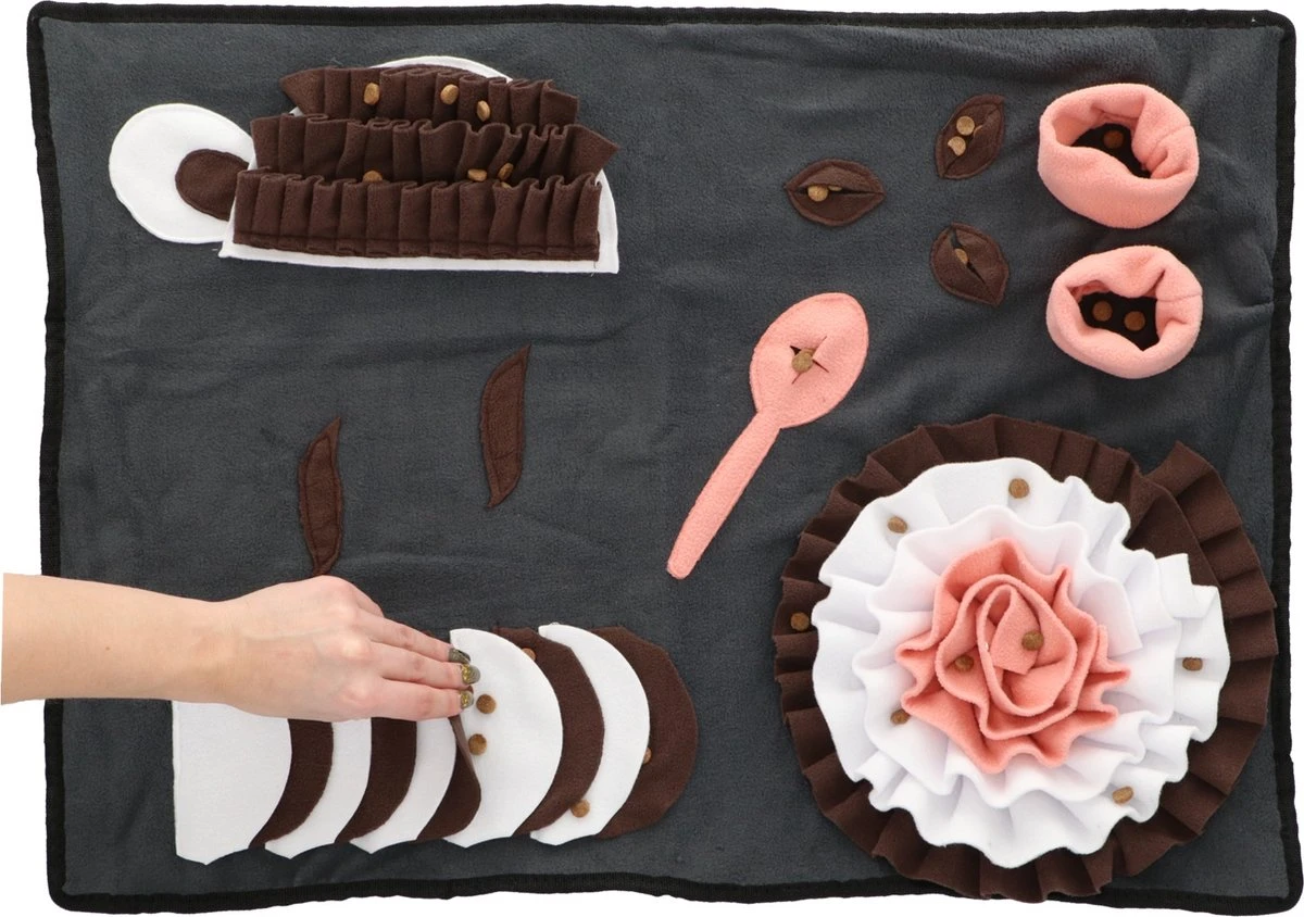 Adori Snackmat Coffee Multi-Color - Hondenspeelgoed - 70x50 Cm 4 Adori Snackmat Coffee Multi-Color - Hondenspeelgoed - 70x50 Cm - Afbeelding 2