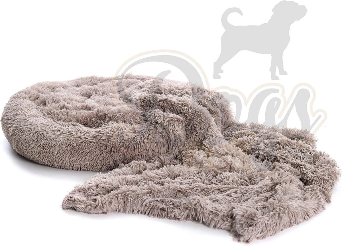 Fluffy Donut 100cm + Fluffy Deken 100x75cm - Fluffy Combinatie - Hondenmand - Hondendeken - Fluffy - Khaki - Maat L - Dogs&Co 3 Fluffy Donut 100cm + Fluffy Deken 100x75cm - Fluffy Combinatie - Hondenmand - Hondendeken - Fluffy - Khaki - Maat L - Dogs&Co