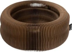 District 70 MAZE 3-in-1 Opvouwbare Kartonnen Kattenmand - Inclusief Catnip Balletje - Voor Slapen, Spelen En Krabben!