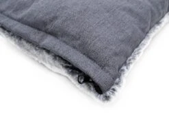 Benzano - Hondenmand - All Season - Wasmachine Wasbaar - Omkeerbaar Kussen - Pluche - Schuimvulling - Grijs - 80 CM 13 Benzano - Hondenmand - All Season - Wasmachine Wasbaar - Omkeerbaar Kussen - Pluche - Schuimvulling - Grijs - 80 CM -Hondenartikelen Serie Winkel 1200x900 12