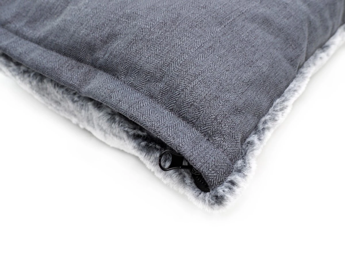 Benzano - Hondenmand - All Season - Wasmachine Wasbaar - Omkeerbaar Kussen - Pluche - Schuimvulling - Grijs - 80 CM 7 Benzano - Hondenmand - All Season - Wasmachine Wasbaar - Omkeerbaar Kussen - Pluche - Schuimvulling - Grijs - 80 CM - Afbeelding 5