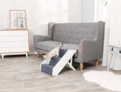 Trixie Trap In Hoogte Verstelbaar Wit - 40X67 CM -Hondenartikelen Serie Winkel 1200x917 1