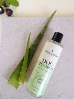 Fresh & Fluffy - Hondenshampoo Aloë Vera / Bergamot - Geschikt Voor Alle Hondenrassen - Natuurlijke & Vegan Voor De Gevoelige Huid - 250ml -Hondenartikelen Serie Winkel 899x1200 11